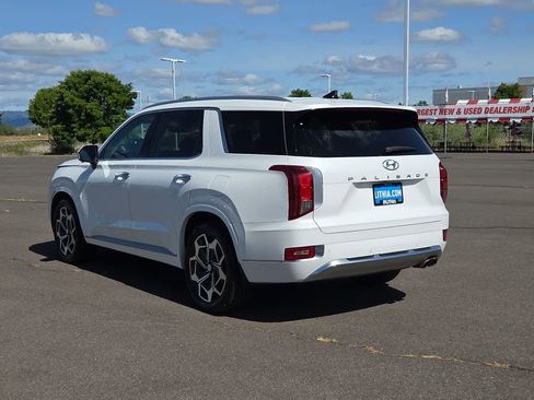 Used 2022 Hyundai Palisade Calligraphy w/ Cargo Package FWD image 12