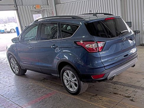 Used 2018 Ford Escape SE image 4