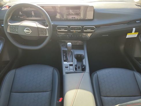 New 2026 Nissan Sentra SR w/ SR Premium Package FWD image 19