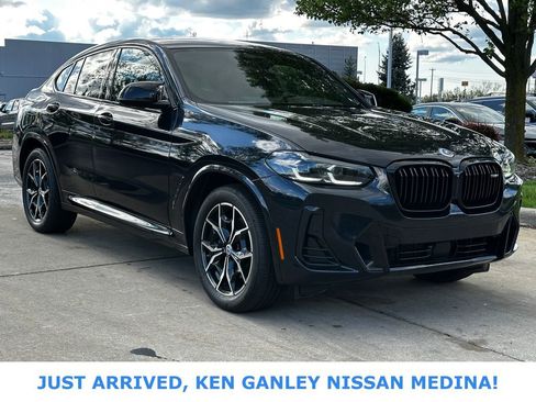 Used 2023 BMW X4 M40i AWD/4WD image 1