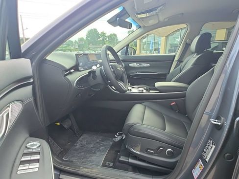 New 2027 Genesis GV70 2.5T AWD/4WD image 9
