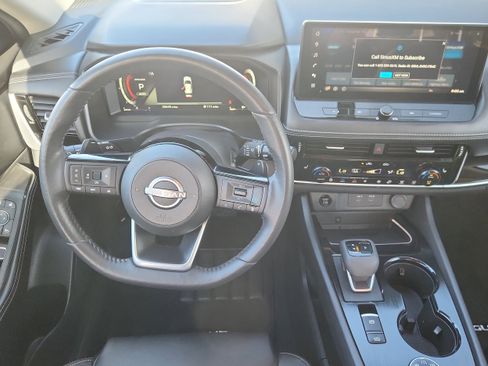 Used 2024 Nissan Rogue SL w/ SL Premium Package AWD/4WD image 12