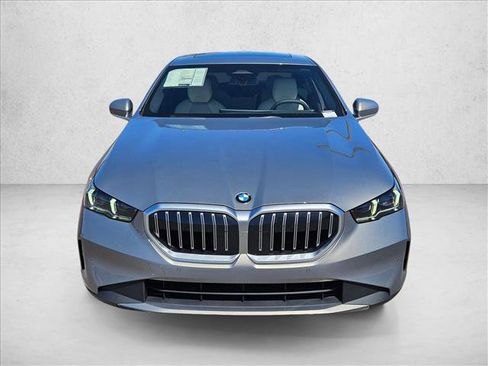 New 2026 BMW 530i RWD image 6