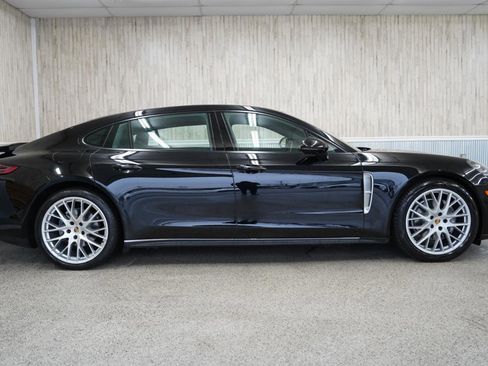 Used 2019 Porsche Panamera 4 Executive image 6