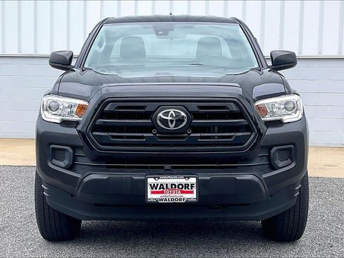 Used 2019 Toyota Tacoma SR AWD/4WD image 3