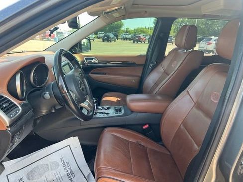 Used 2012 Jeep Grand Cherokee Overland Summit AWD/4WD image 14