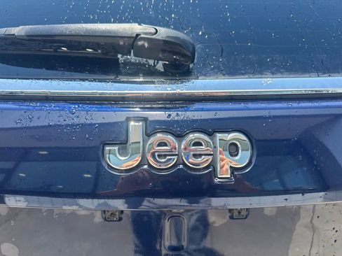 Used 2019 Jeep Compass Limited AWD/4WD image 7