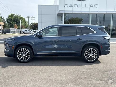 Used 2026 Buick Enclave Avenir w/ Super Cruise Package AWD/4WD image 10