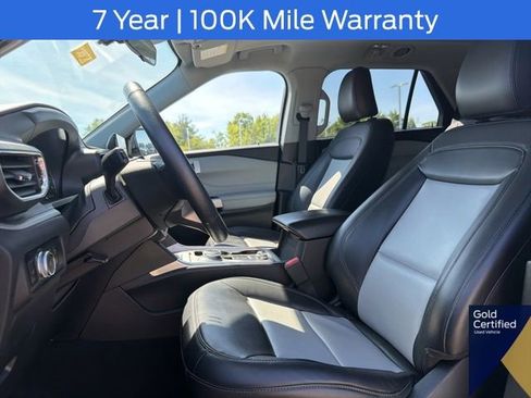 Used 2023 Ford Explorer XLT w/ Equipment Group 202A AWD/4WD image 30