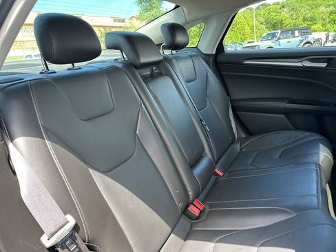Used 2013 Ford Fusion Titanium w/ Titanium Driver Assist Pkg FWD image 41