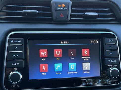 New 2025 Nissan Versa S image 28