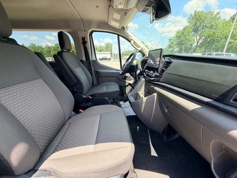 Used 2023 Ford Transit 350 XLT RWD image 12