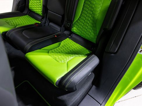 Used 2022 Lamborghini Urus image 36