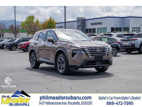 Used 2025 Nissan Rogue SV AWD/4WD image 1