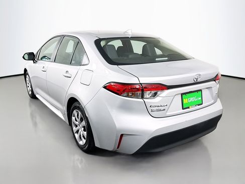 Used 2024 Toyota Corolla LE image 7