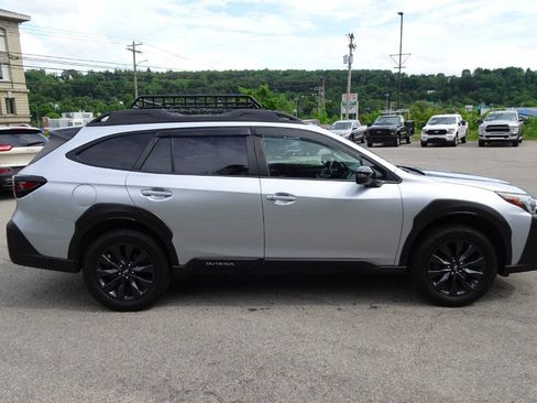 Used 2023 Subaru Outback Onyx Edition AWD/4WD image 5