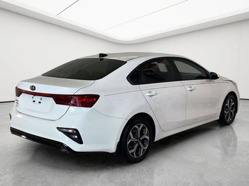 Used 2020 Kia Forte LXS FWD image 10