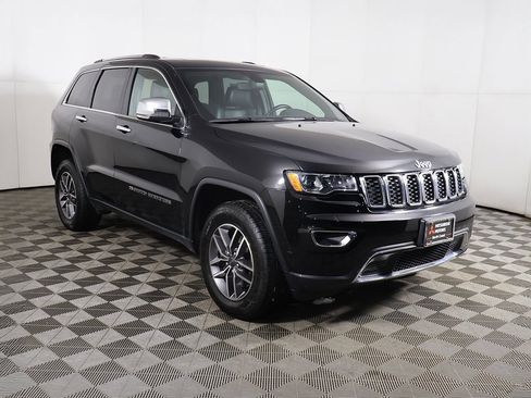 Used 2022 Jeep Grand Cherokee Limited image 2