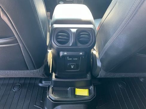 Certified 2018 Jeep Wrangler Unlimited Sahara AWD/4WD image 20