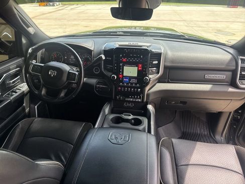 Used 2020 RAM 2500 Laramie w/ Night Edition AWD/4WD image 13