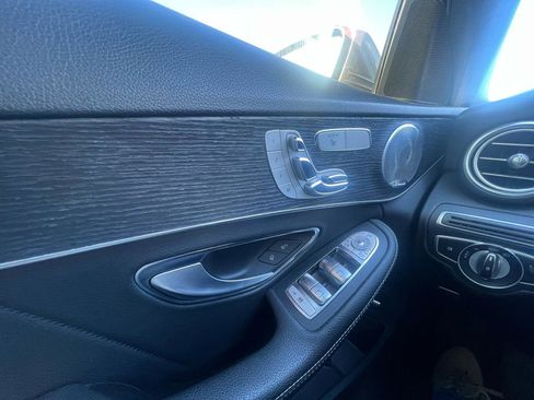 Used 2020 Mercedes-Benz C 300 4MATIC Sedan image 12