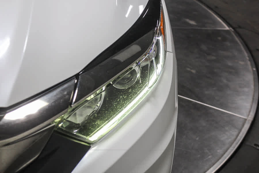 Used 2021 Honda HR-V EX image 11
