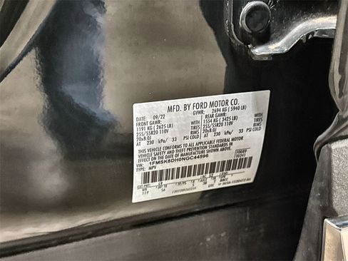 Used 2022 Ford Explorer XLT w/ Equipment Group 202A image 35