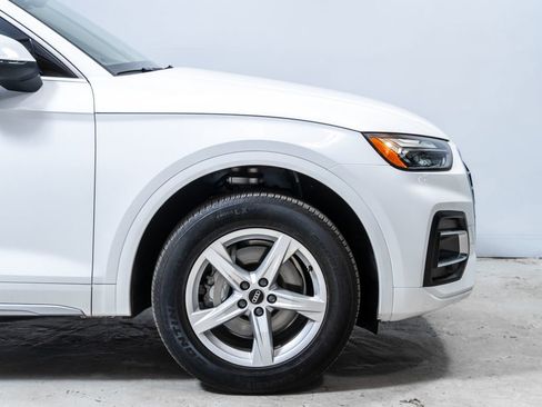 Used 2023 Audi Q5 2.0T Premium w/ Convenience Package AWD/4WD image 12