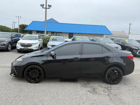 Used 2017 Toyota Corolla XSE w/ Carpet Mat Package (TMS) FWD image 2