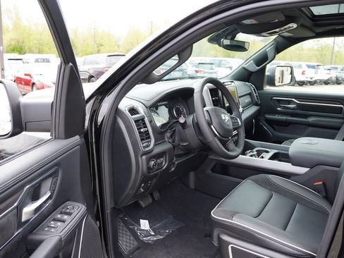 New 2026 RAM 1500 Laramie w/ Laramie Preferred Package AWD/4WD image 11