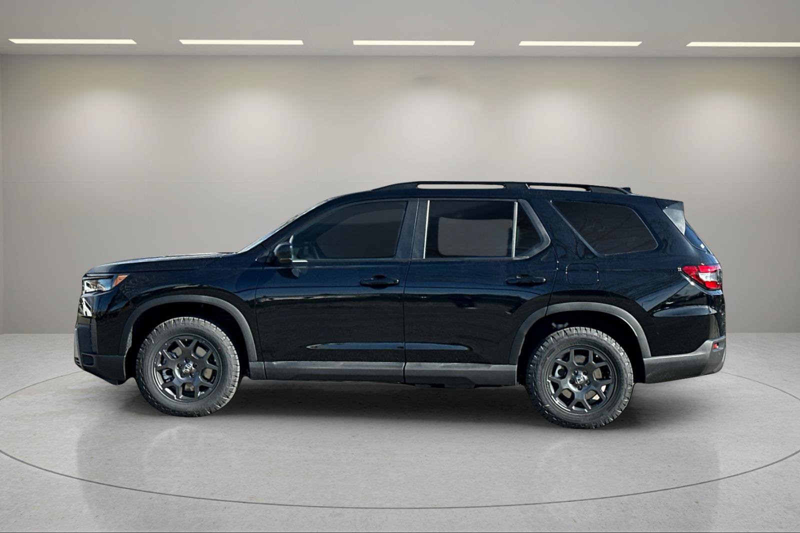 New 2026 Honda Pilot TrailSport image 7
