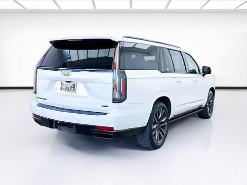 Used 2021 Cadillac Escalade ESV Sport w/ Driver Assist Tech Package image 4