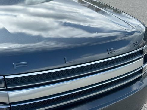 Used 2019 Ford Flex Limited image 10