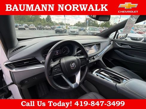 Used 2024 Buick Enclave Essence w/ Sport Touring Edition FWD image 15