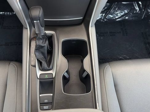 Used 2020 Honda Accord LX image 21