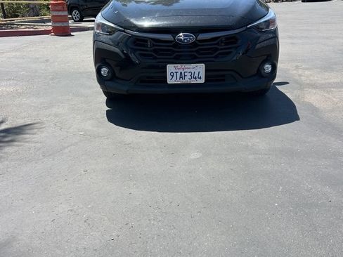 Used 2025 Subaru Crosstrek 2.5i Premium AWD/4WD image 4