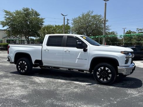 Used 2020 Chevrolet Silverado 2500 LT w/ Convenience Package RWD image 5