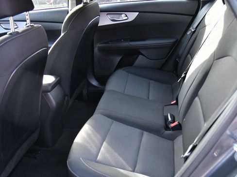 Used 2024 Kia Forte LXS image 29