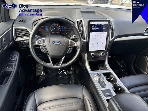 Certified 2024 Ford Edge SEL w/ Convenience Package AWD/4WD image 9
