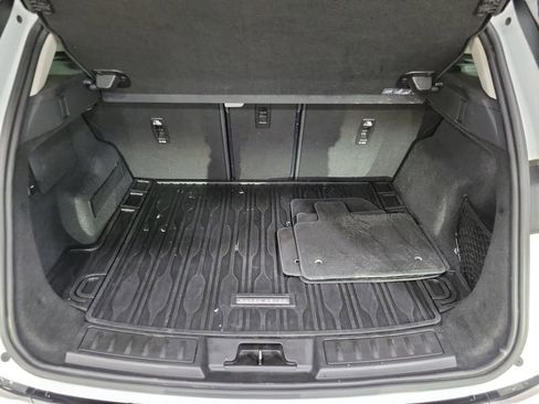 Used 2024 Land Rover Range Rover Evoque S image 28