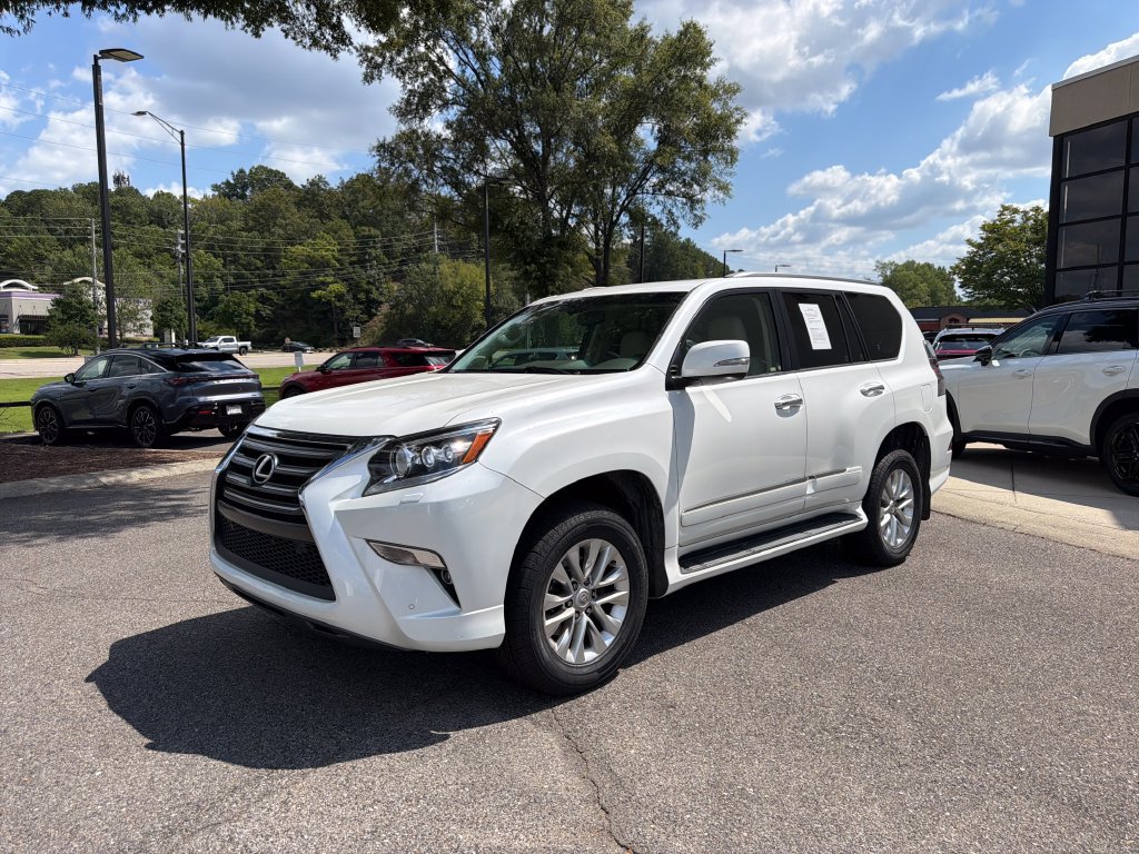 Used 2018 Lexus GX 460 Premium w/ Premium Package AWD/4WD image 5