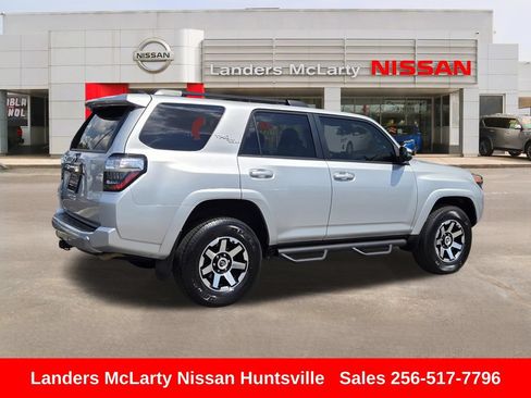 Used 2024 Toyota 4Runner TRD Off-Road Premium w/ Moonroof Package AWD/4WD image 3