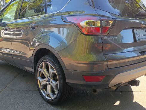 Used 2017 Ford Escape Titanium w/ Equipment Group 301A AWD/4WD image 6