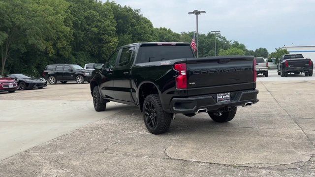 Used 2023 Chevrolet Silverado 1500 Custom Trail Boss w/ LPO, Dark Essentials Package AWD/4WD image 8