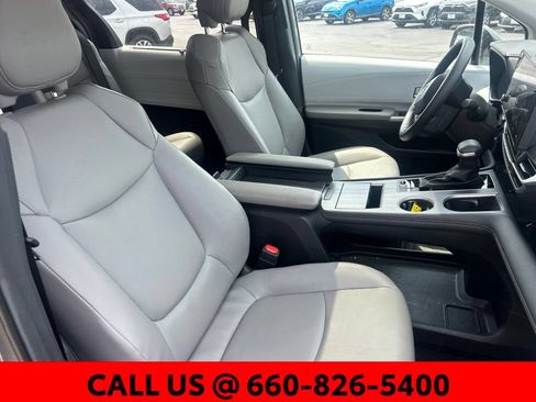 Certified 2026 Toyota Sienna XLE AWD/4WD image 6