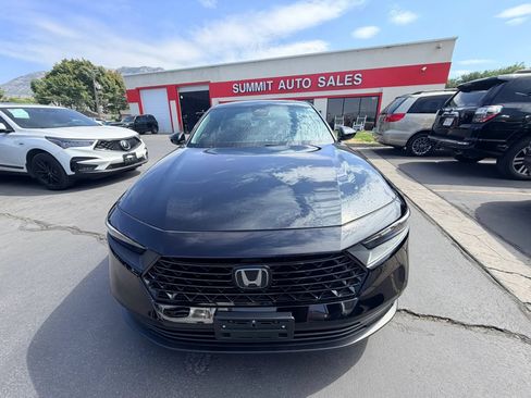 Used 2024 Honda Accord Sport image 9