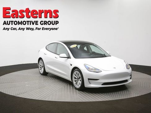 Used 2023 Tesla Model 3 Standard Range image 48