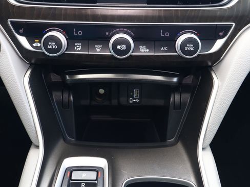 Used 2020 Honda Accord EX-L image 23