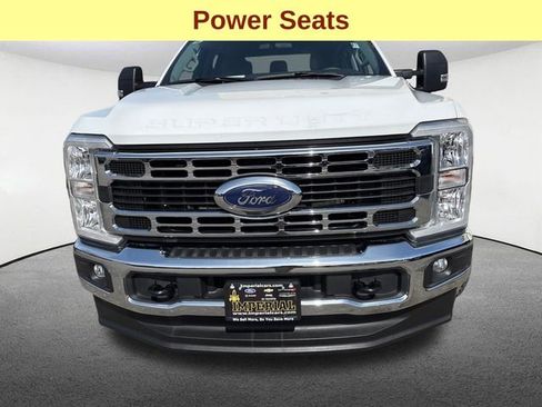Used 2024 Ford F250 XLT AWD/4WD image 4