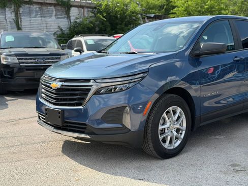 Used 2024 Chevrolet Equinox LS w/ LS Convenience Package FWD image 6